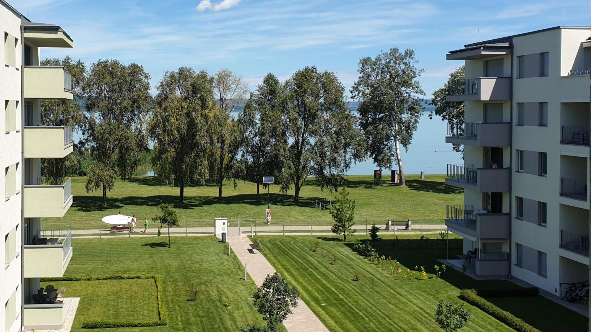 Lelle Resort Cb34 Balatonlelle Buitenkant foto