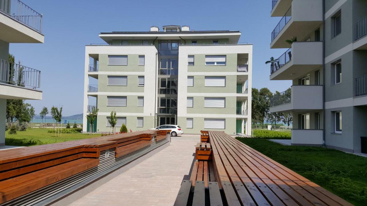 Lelle Resort Cb34 Balatonlelle Buitenkant foto